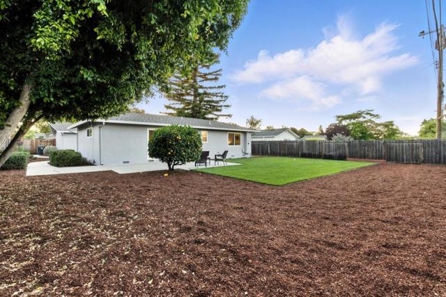 1532 Samedra Street, Sunnyvale CA: https://media.crmls.org/mediaz/0a7c45b2-ff64-4390-bbdc-60e3ebef6448.jpg