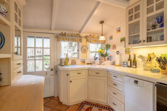 0 Ocean Avenue 1 NE Santa Rita, Carmel CA: https://media.crmls.org/mediaz/0a7d0dff-1b68-4227-9618-d338fc78fc00.jpg
