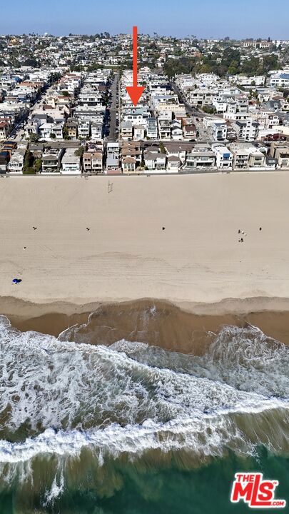 136 28th Street, Hermosa Beach, California 90254, 0 ,Residential Income,For Sale,28th,0,26874939