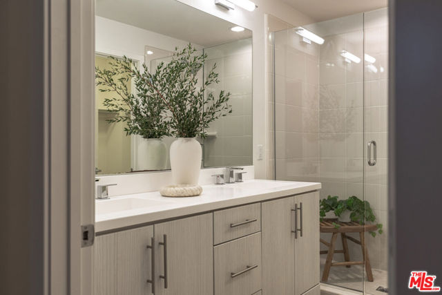 2210 Tom Mix Road, Los Angeles CA: https://media.crmls.org/mediaz/0a7ea686-b143-4cfd-ae23-64770053fb2b.jpg