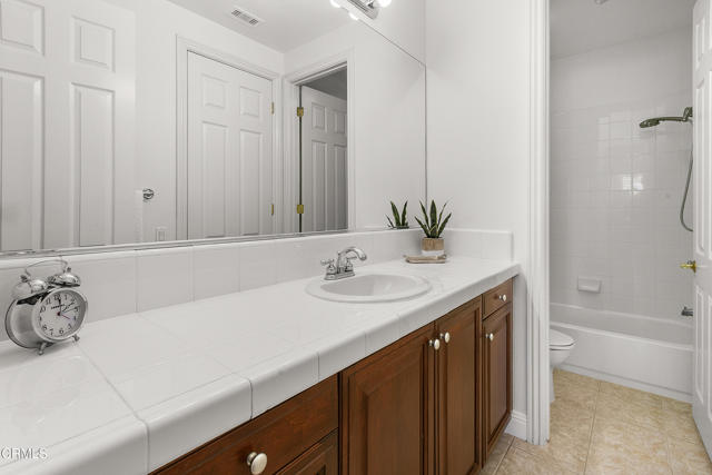 Detail Gallery Image 35 of 75 For 5358 Calarosa Ranch Rd, Camarillo,  CA 93012 - 5 Beds | 5/1 Baths