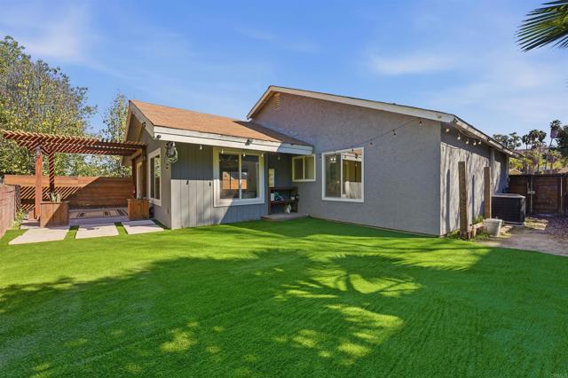 Detail Gallery Image 36 of 44 For 302 Worthington St, Spring Valley,  CA 91977 - 3 Beds | 2 Baths