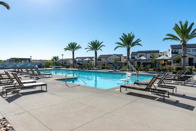 13720 Solana Crest Trl, Carmel Valley CA: https://media.crmls.org/mediaz/0a8100f2-9c86-4e78-9eee-97f0433f441f.jpg
