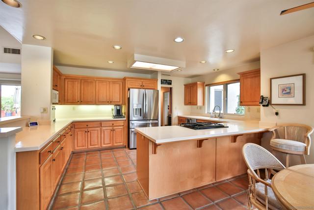 181 Montezuma Dr, Borrego Springs CA: https://media.crmls.org/mediaz/0a812097-3e44-4139-91d4-9c9b42679c86.jpg
