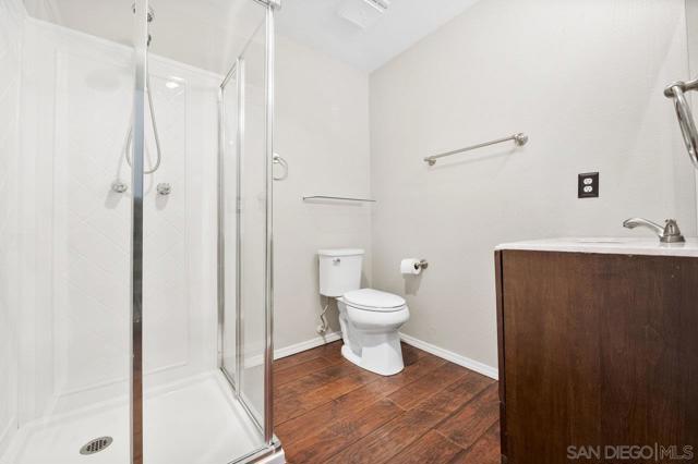 2402 Altisma Way, Carlsbad CA: https://media.crmls.org/mediaz/0a818126-f0ae-4c0d-b1f3-8c89f762805d.jpg