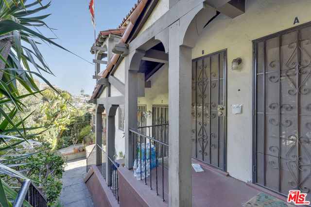 Drew Fenton | 153 W Channel Road Santa Monica CA | MLS: 7020030