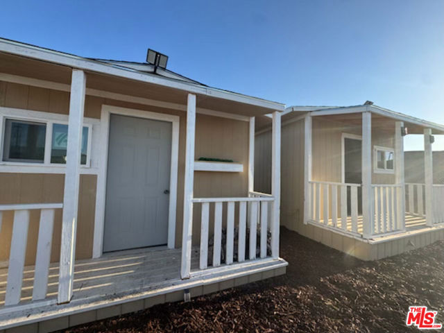 441 F Street, Needles CA: https://media.crmls.org/mediaz/0a828e22-0fb3-4455-9967-371c3e861767.jpg