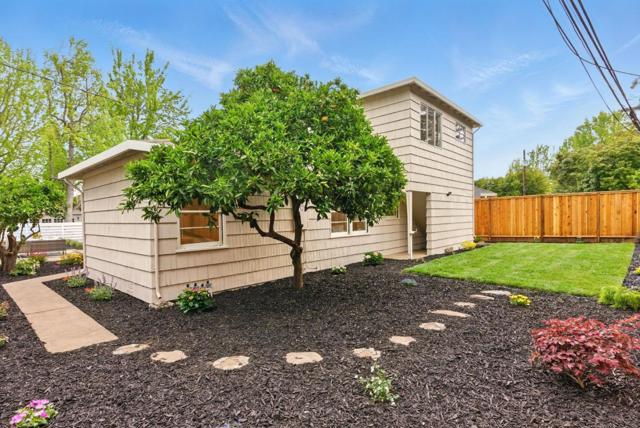 279 Oakhurst Place, Menlo Park CA: https://media.crmls.org/mediaz/0a829a4c-c532-4ad1-b004-ceae51544c4d.jpg