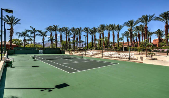 801 Deer Haven Circle, Palm Desert, CA 92211