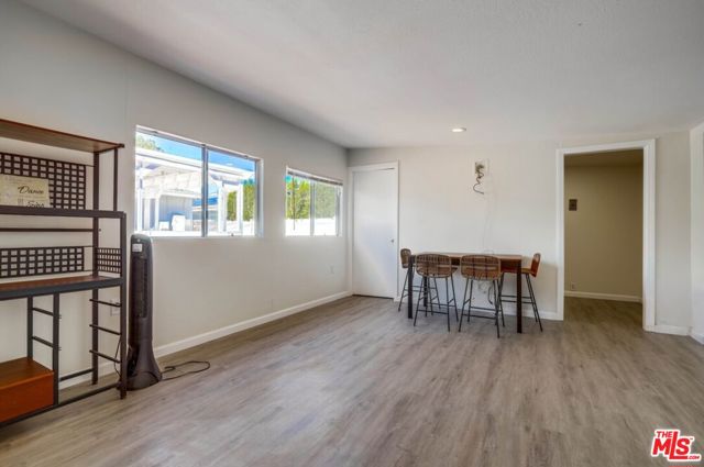 1060 E 45th Way, Long Beach CA: https://media.crmls.org/mediaz/0a847dd7-416a-4556-ad1f-bc9cbd0e43ef.jpg