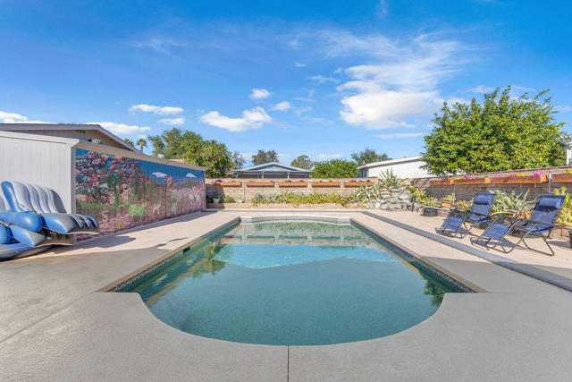 74554 Stage Line Drive, Thousand Palms CA: https://media.crmls.org/mediaz/0a84893b-431f-4ba6-97db-1e742b1551ba.jpg