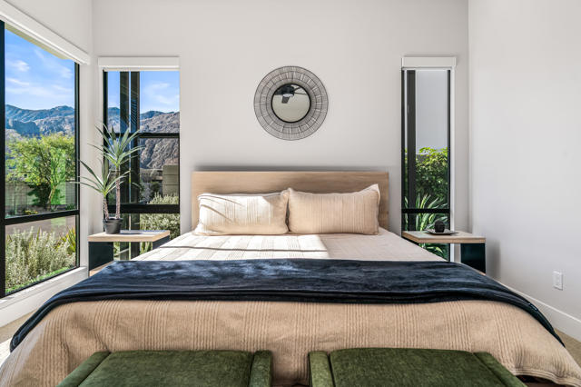 1346 Bacall Way, Palm Springs CA: https://media.crmls.org/mediaz/0a85cb7e-2629-4d1f-9d67-75de31b00eef.jpg