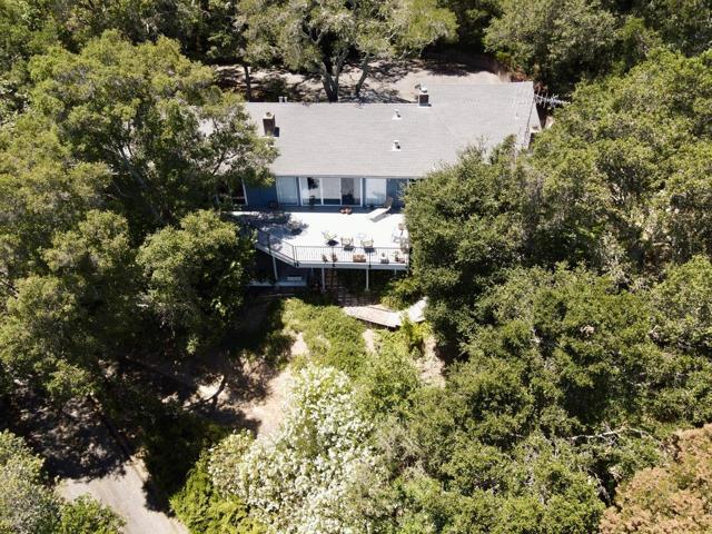 495 Summit Springs Road, Woodside CA: https://media.crmls.org/mediaz/0a865b8f-6b8f-4477-b7a1-973092fe273c.jpg