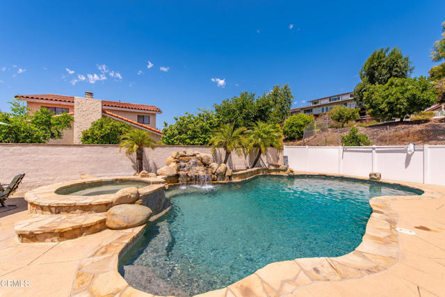 2210 Via Loma, Camarillo CA: https://media.crmls.org/mediaz/0a86e6f5-6cd0-4a56-8645-55c5a96341b0.jpg