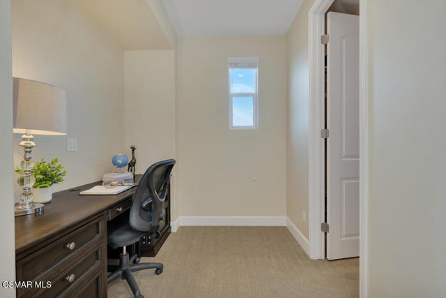 Image 41 of 93 For 6894 Copper Creek Place