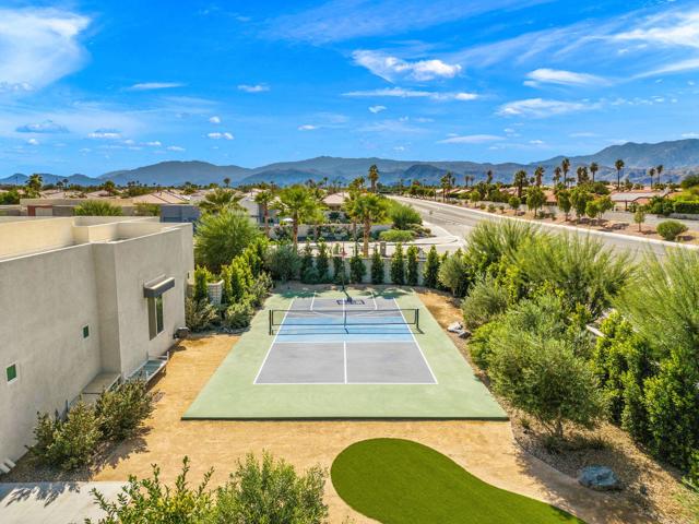 2 Iridium Way, Rancho Mirage, CA 92270