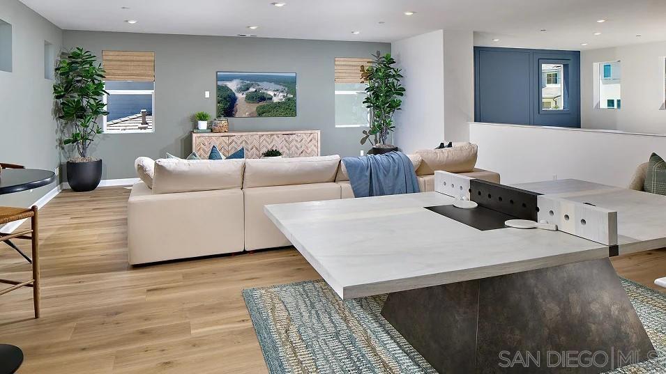 https://media.crmls.org/mediaz/0a892b9f-4987-43bd-b290-aacc42962e18.jpg?preset=X-Large