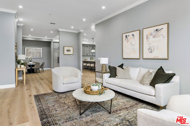 6888 Alta Vista Drive, Rancho Palos Verdes CA: https://media.crmls.org/mediaz/0a8959cb-20ee-4e82-ae82-9ede8729178c.jpg