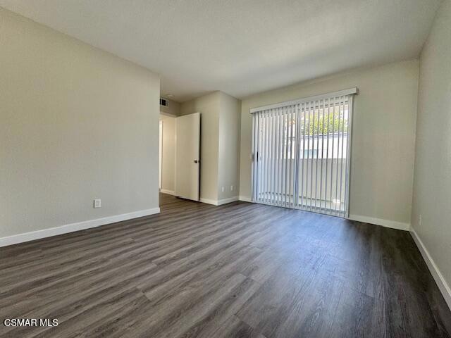 24479 Valle Del Oro, Newhall CA: https://media.crmls.org/mediaz/0a896d1a-2db6-4254-9d54-c2b3a74c74b3.jpg