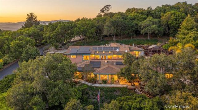 1222 Via Del Sol Road, Salinas CA: https://media.crmls.org/mediaz/0a8a1f55-d7f4-4a30-ba5f-c3a95692f47a.jpg