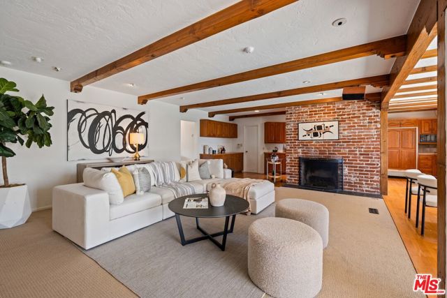Drew Fenton | 2200 Jeffersonia Way Los Angeles CA | MLS: 7413502