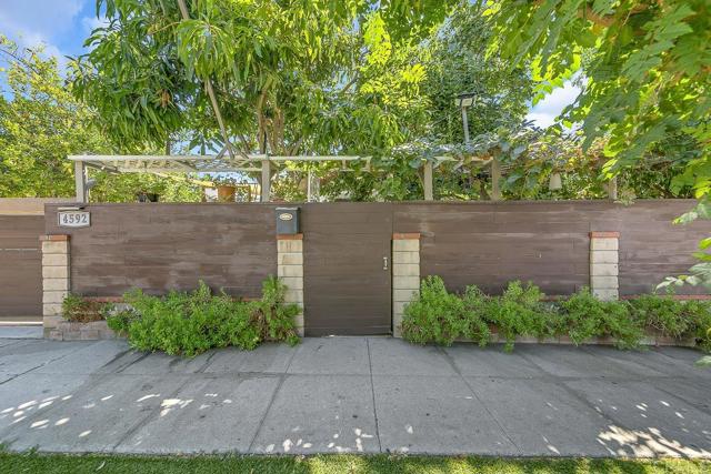 Image 42 of 55 For 4592 Ellenwood Drive