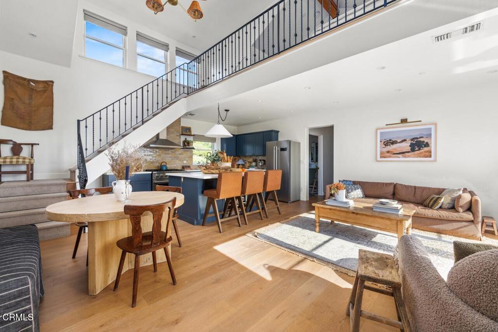 MLS #V1-33911 image #40