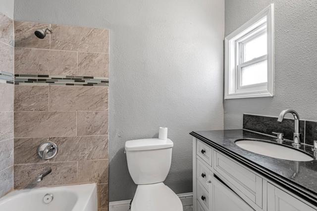 826 King Avenue, Stockton CA: https://media.crmls.org/mediaz/0a8bd830-2c7b-42a7-b58d-e3e80f93ef43.jpg