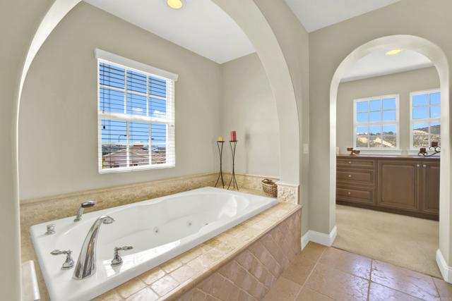 11443 Stockwood Cove, San Diego CA: https://media.crmls.org/mediaz/0a8cf6d8-d4bd-454f-b7c0-8f4279ec4df7.jpg