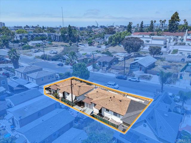 539 45 S 36th Street, San Diego CA: https://media.crmls.org/mediaz/0a8cff9d-6f24-4795-b405-4d048b7cf151.jpg