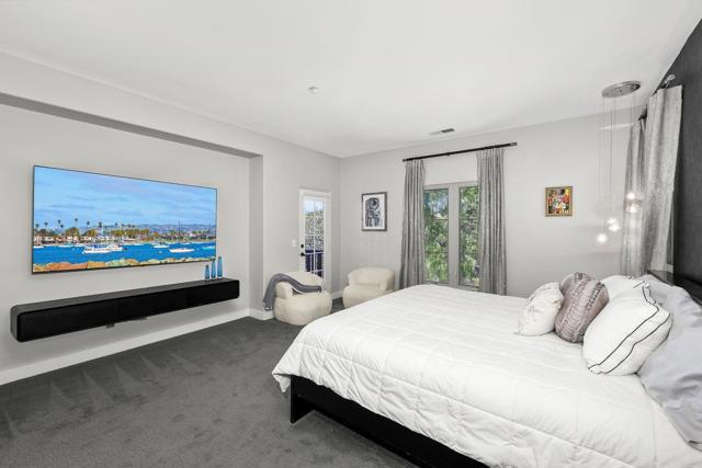 Detail Gallery Image 17 of 32 For 14586 Luna Media, San Diego,  CA 92127 - 4 Beds | 5 Baths