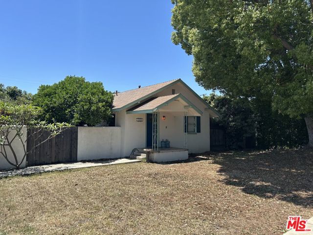 1990 7th Street, La Verne CA: https://media.crmls.org/mediaz/0a8f0ad7-1fb2-4416-8bfc-d0ac5d03464b.jpg