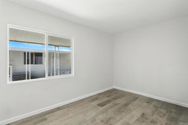 5001 W Florida Avenue, Hemet CA: https://media.crmls.org/mediaz/0a8f59af-19f2-4ba6-b7a8-27ab73b5e9b3.jpg