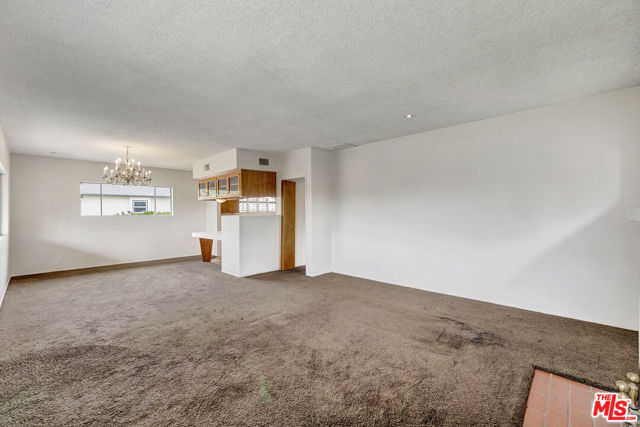9855 Emperor Avenue, Arcadia CA: https://media.crmls.org/mediaz/0a8f7543-1761-422a-92e2-68d6b525c97a.jpg