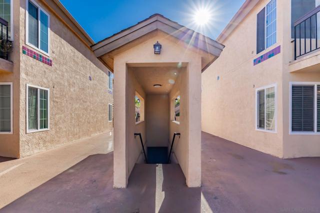 Image 19 of 28 For 1202 Donax 8