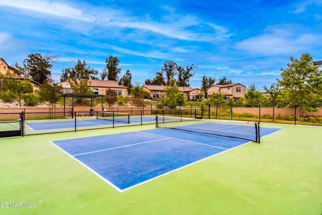 2492 Rondell Road, Camarillo CA: https://media.crmls.org/mediaz/0a902226-87c4-4107-ade2-ed9c3220b894.jpg