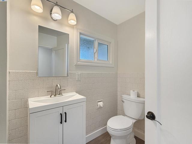 22108 Moyers St, Castro Valley CA: https://media.crmls.org/mediaz/0a916245-4880-4568-822d-874b834493f6.jpg