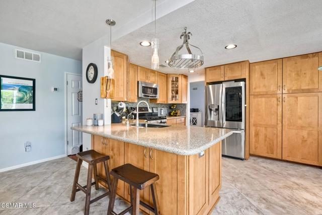 4517 Big Sur Street, Oceanside CA: https://media.crmls.org/mediaz/0a918468-9b76-4737-ad13-8246d73fe9a8.jpg