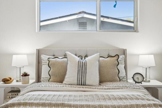 500 Klamath Street, Brisbane CA: https://media.crmls.org/mediaz/0a930e98-f070-4ebd-b3d8-25b7b9053e1f.jpg