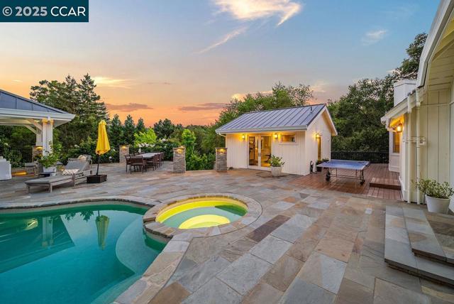 33 Los Arabis Circle, Lafayette CA: https://media.crmls.org/mediaz/0a93fbf2-5c48-4f94-9ac0-2f2fd20e05e7.jpg
