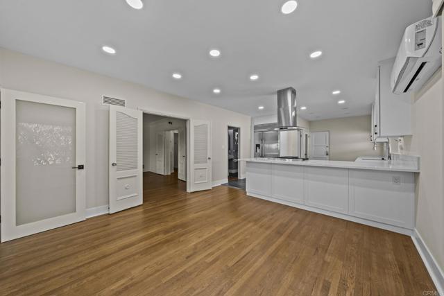 Detail Gallery Image 18 of 57 For 4811 E Alder Dr, San Diego,  CA 92116 - 5 Beds | 4 Baths