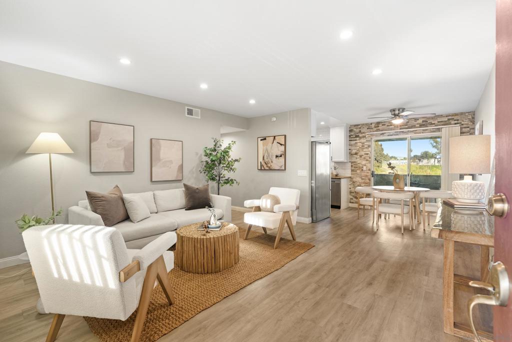 522 Calle Montecito #114