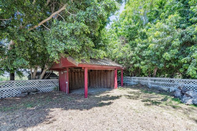 6564 La Cumbre Road, Somis CA: https://media.crmls.org/mediaz/0a95c790-b41e-4e89-a09d-52fa529972d3.jpg