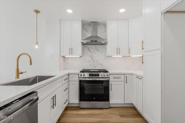 Detail Gallery Image 4 of 20 For 1314 Gina Dr, Oxnard,  CA 93030 - 3 Beds | 2/1 Baths