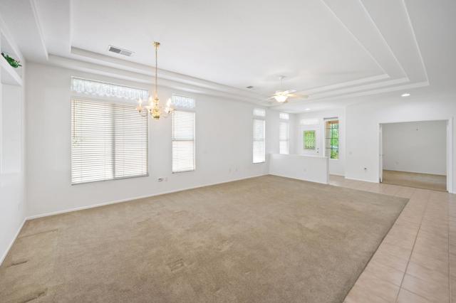 44660 S Heritage Palms Drive, Indio CA: https://media.crmls.org/mediaz/0a97e9ec-8027-4c79-9d83-6e46b6bbde1c.jpg