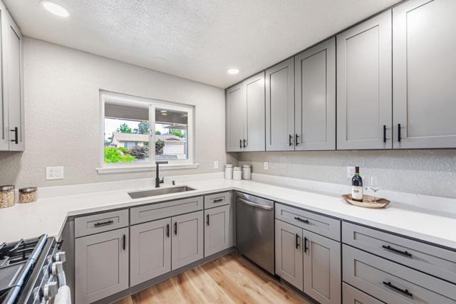 4655 Paloma Avenue, San Jose CA: https://media.crmls.org/mediaz/0a98b880-327a-4951-8fcd-0562de925ce6.jpg