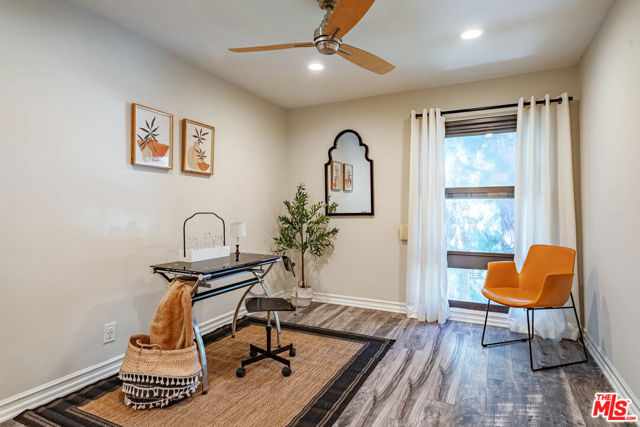 7777 W 91St Street, Playa del Rey CA: https://media.crmls.org/mediaz/0a99c610-e7b1-4c91-aaaa-a3aebec2fb04.jpg