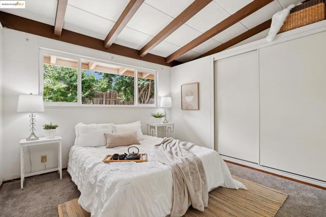 2590 Kavanagh Rd, San Pablo CA: https://media.crmls.org/mediaz/0a99e40d-6037-4077-9111-89087b98de4d.jpg