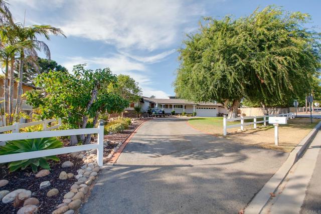 Detail Gallery Image 3 of 56 For 2392 Fire Mountain Dr, Oceanside,  CA 92054 - 2 Beds | 2 Baths
