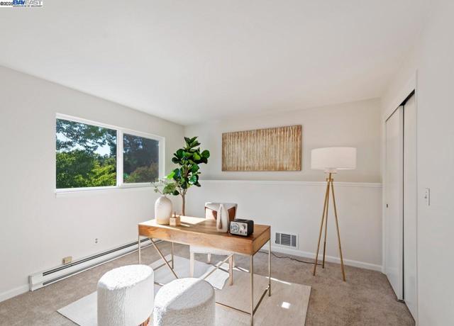 957 Ina Dr, Alamo CA: https://media.crmls.org/mediaz/0a9ab16a-9214-49c7-b76d-7965c3bc2e79.jpg